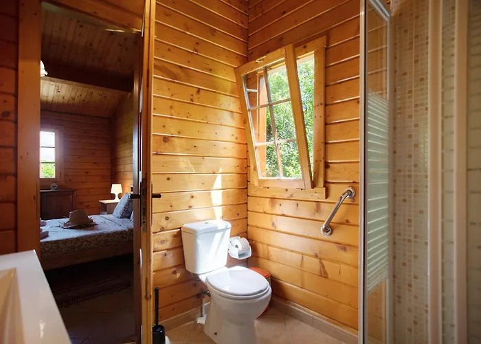 Country house Quinta Do Castelo - Casa De Madeira