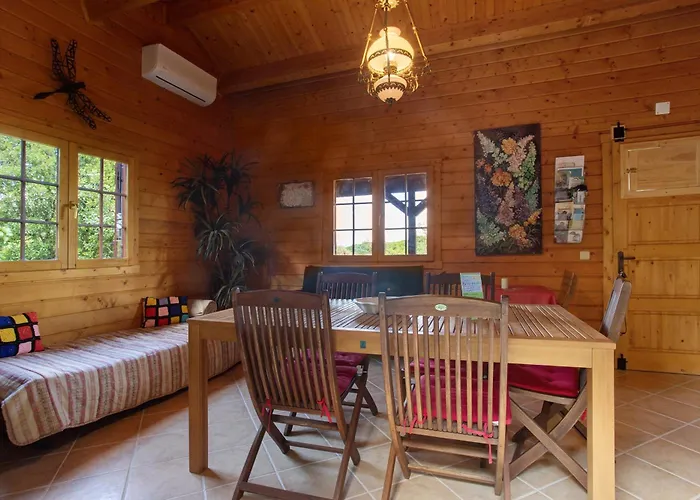 Country house Quinta Do Castelo - Casa De Madeira